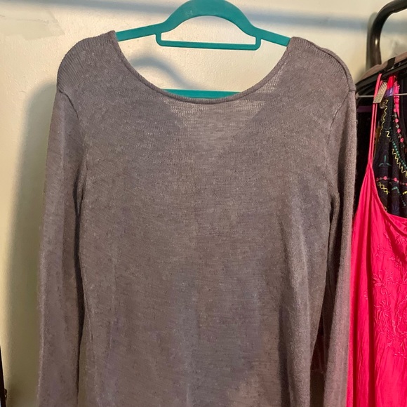 NWT Spanish boutique sweater - Picture 3 of 3